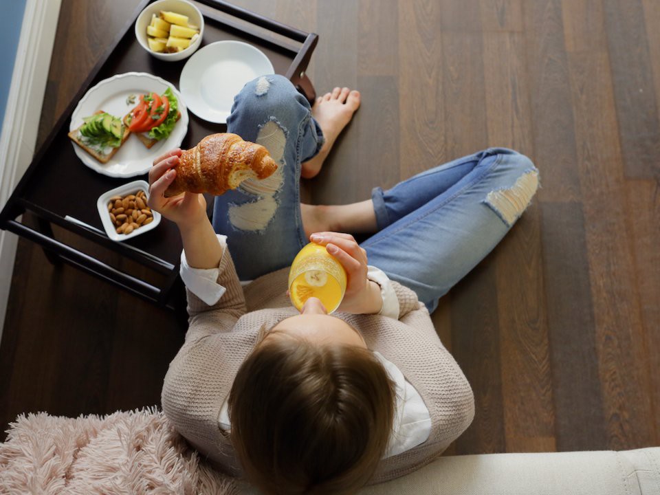 Kiểm tra ngay những lỗi ăn sáng sai lầm sẽ làm ảnh hưởng đến sức khỏe của bạn - Ảnh 4. Kiểm tra ngay những lỗi ăn sáng sai lầm sẽ làm ảnh hưởng đến sức khỏe của bạn - Ảnh 4.