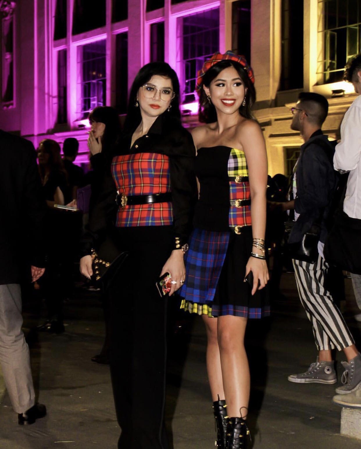 Không phải sao Việt nào, mẹ chồng và em chồng Hà Tăng mới là người chạy show gắt nhất Milan Fashion Week mùa này - Ảnh 6. Không phải sao Việt nào, mẹ chồng và em chồng Hà Tăng mới là người chạy show gắt nhất Milan Fashion Week mùa này - Ảnh 6.