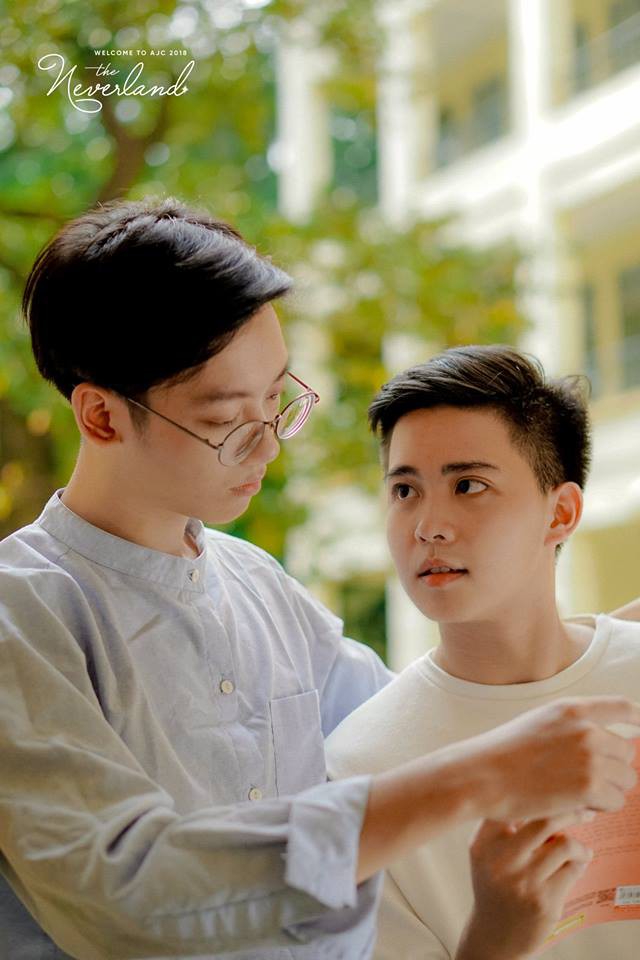 Gửi thanh xuân năm ấy: Bộ ảnh của 2 sinh viên trường Báo khiến dân mạng rung rinh vì quá dễ thương - Ảnh 2.