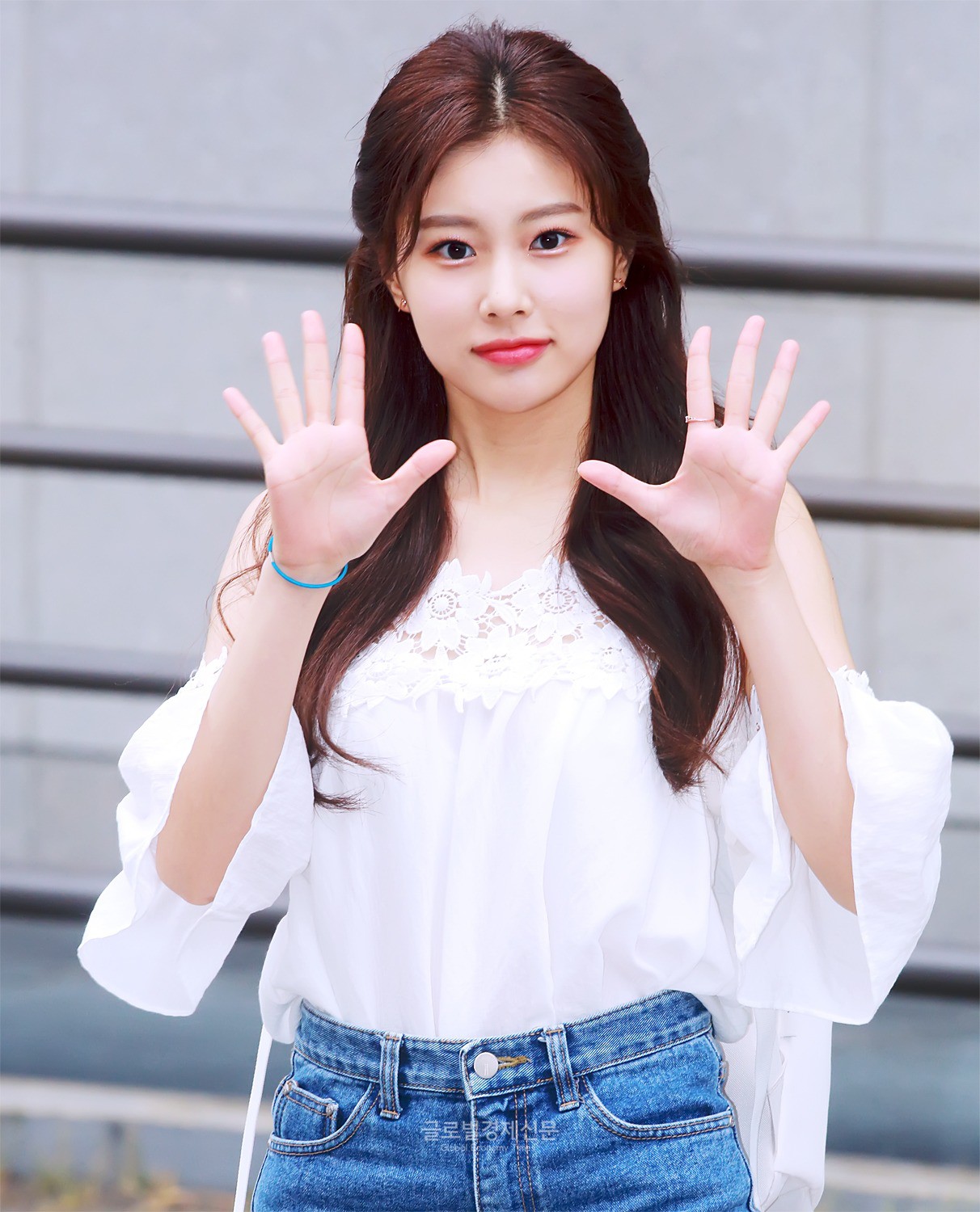 Nhóm nữ tân binh chiến thắng Produce 48: Cả một rừng mỹ nhân là niềm hi vọng của nhan sắc Kpop thế hệ mới - Ảnh 29.