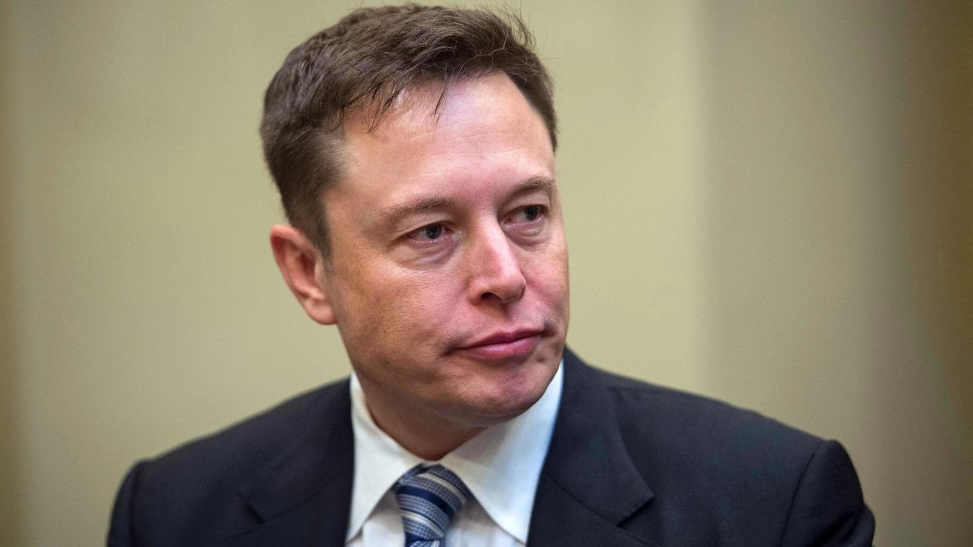 Elon Musk giấu giếm ngủ lén ở nhà máy để làm việc: Tưởng là hay nhưng lại  bị nhân viên chê kém cỏi