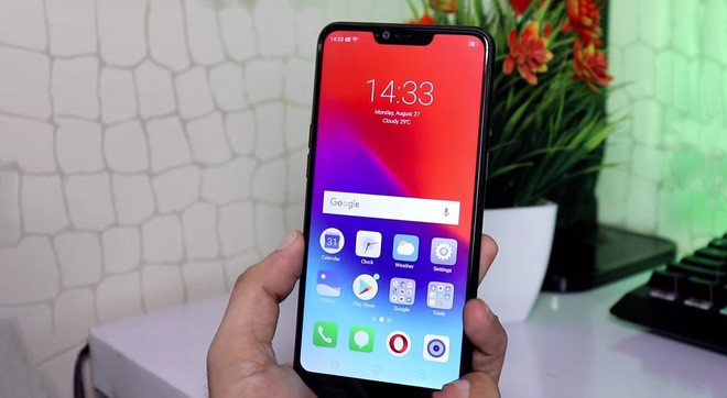 Trải nghiệm smartphone giá rẻ, màu sắc lạ, vừa bay sạch 200.000 máy sau 5 phút ở Ấn Độ - Ảnh 3.