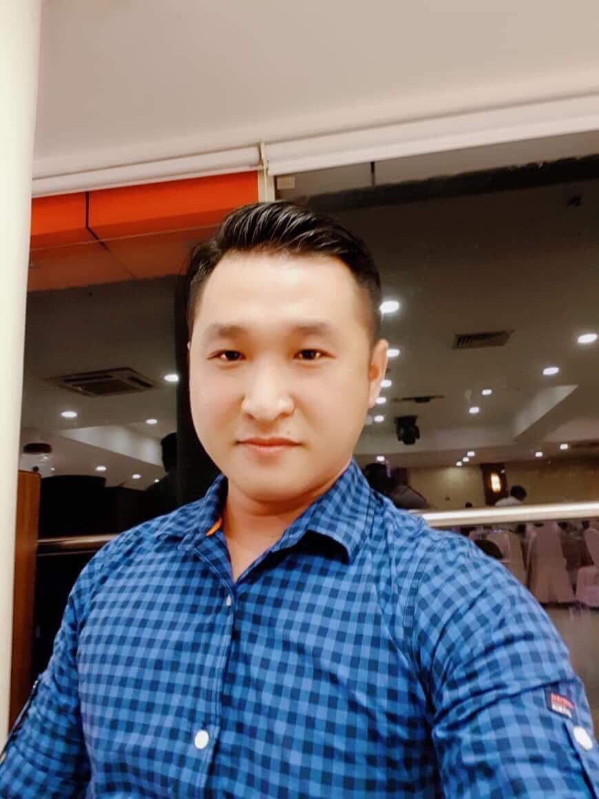 Sài Gòn: Chồng sát hại vợ, ôm con gái 8 tháng tuổi cố thủ đòi tự tử- Ảnh 1. Sài Gòn: Chồng sát hại vợ, ôm con gái 8 tháng tuổi cố thủ đòi tự tử- Ảnh 1.