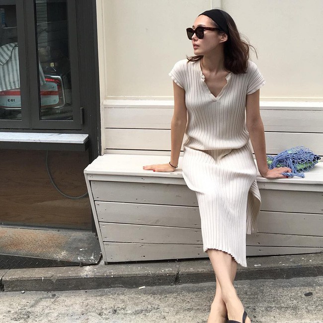 Street style Châu Á: 15 bộ đồ tuần này rất đáng để bạn học tập cho mùa thu cận kề - Ảnh 1.