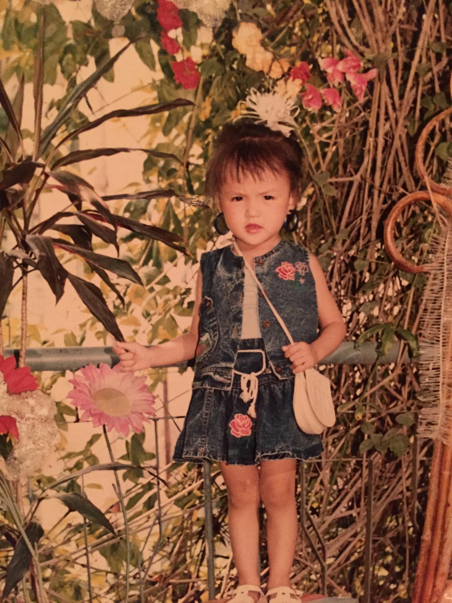 Dàn diễn viên “Quỳnh búp bê” đồng loạt rủ nhau khoe ảnh thuở nhỏ, chứng minh đẹp từ bé là có thật - Ảnh 2. Dàn diễn viên “Quỳnh búp bê” đồng loạt rủ nhau khoe ảnh thuở nhỏ, chứng minh đẹp từ bé là có thật - Ảnh 2.