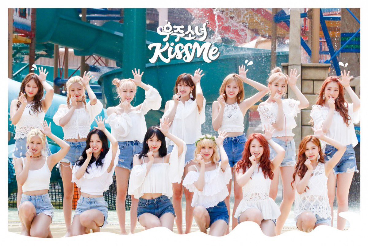 Stylist của Cosmic Girls được khen hết lời vì cân được phong cách ổn cho cả 13 thành viên - Ảnh 7. Stylist của Cosmic Girls được khen hết lời vì cân được phong cách ổn cho cả 13 thành viên - Ảnh 7.