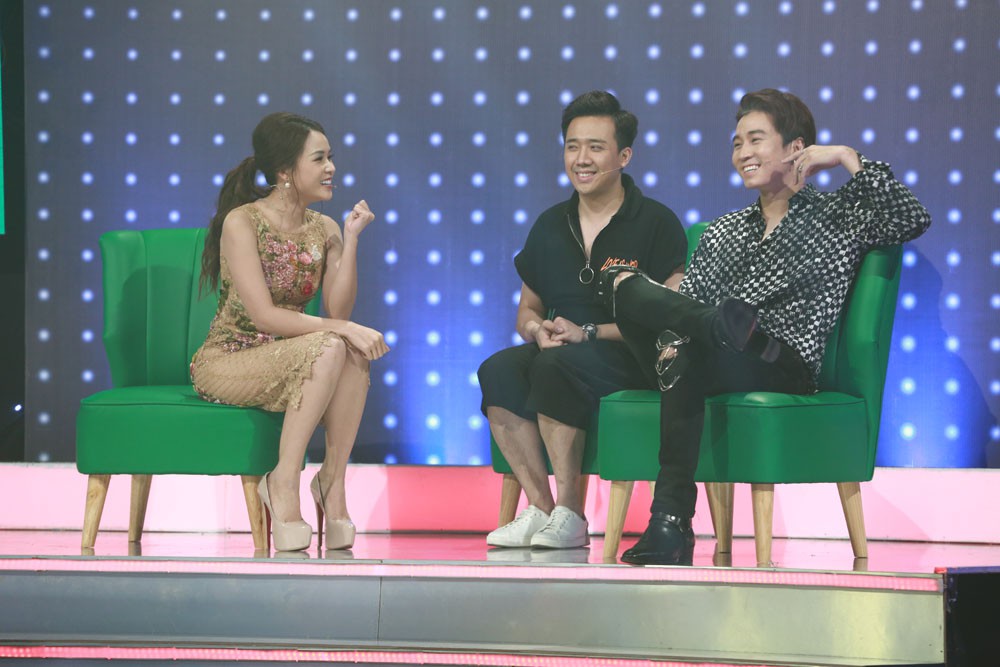 Vừa bước vào Giọng ải giọng ai, Á hậu Hoàng Thùy lại trổ tài... thơ văn - Ảnh 5.