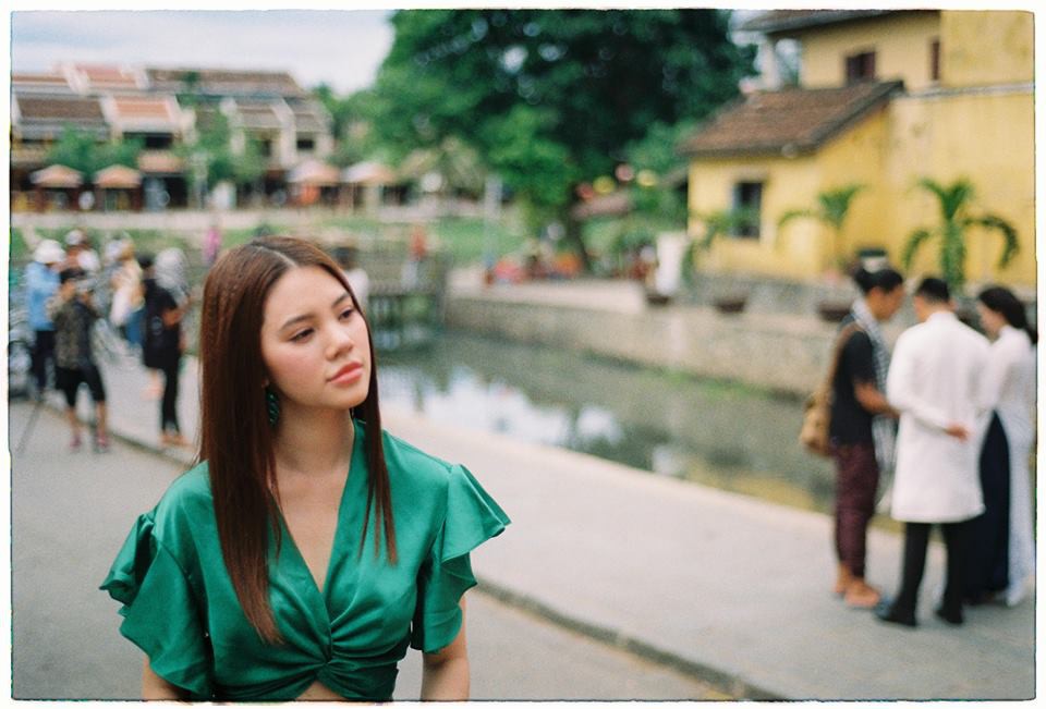 Nào chỉ đi khắp Việt Nam, MV ca khúc chủ đề Here We Go mùa 3 còn là những mảng màu thời trang thú vị - Ảnh 2. Nào chỉ đi khắp Việt Nam, MV ca khúc chủ đề Here We Go mùa 3 còn là những mảng màu thời trang thú vị - Ảnh 2.