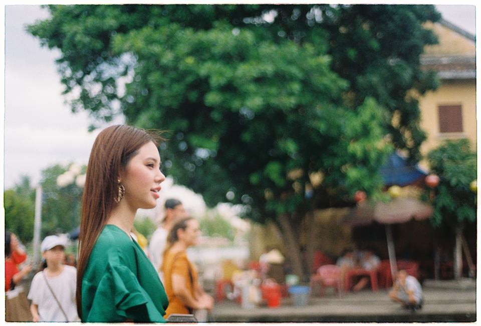 Nào chỉ đi khắp Việt Nam, MV ca khúc chủ đề Here We Go mùa 3 còn là những mảng màu thời trang thú vị - Ảnh 3. Nào chỉ đi khắp Việt Nam, MV ca khúc chủ đề Here We Go mùa 3 còn là những mảng màu thời trang thú vị - Ảnh 3.