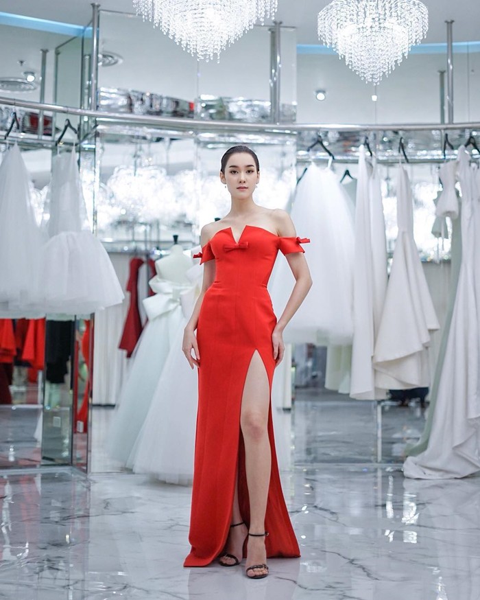 Top mỹ nhân 9X Thái Lan được nhiều người theo đuôi nhất, bất ngờ đứng đầu là người đẹp nhà YG - Ảnh 3. Top mỹ nhân 9X Thái Lan được nhiều người theo đuôi nhất, bất ngờ đứng đầu là người đẹp nhà YG - Ảnh 3.