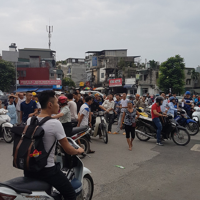 Hàng loạt người dân Hà Nội thông báo vừa xảy ra rung chấn - Ảnh 4.
