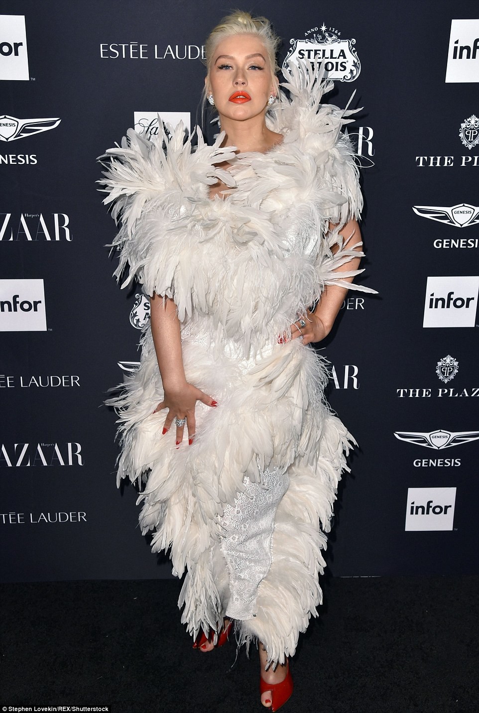 Sự kiện nơi Cardi B đánh Nicki có mặt toàn mỹ nhân hot: Bella Hadid khoe ngực sexy, Kendall - Gigi đẹp đến ngẩn ngơ! - Ảnh 15. Sự kiện nơi Cardi B đánh Nicki có mặt toàn mỹ nhân hot: Bella Hadid khoe ngực sexy, Kendall - Gigi đẹp đến ngẩn ngơ! - Ảnh 15.