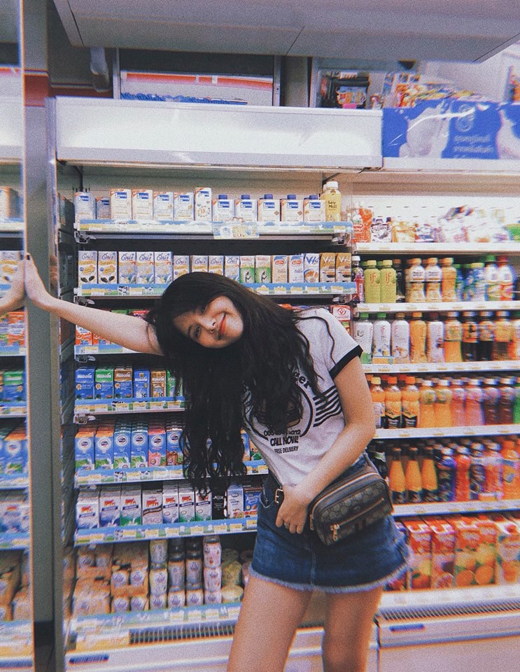 Nhan sắc đời thường của dàn diễn viên “Yêu thì ghét thôi”: Người mặt mộc xinh đẹp, người nhắng nhít khác hẳn trong phim - Ảnh 4. Nhan sắc đời thường của dàn diễn viên “Yêu thì ghét thôi”: Người mặt mộc xinh đẹp, người nhắng nhít khác hẳn trong phim - Ảnh 4.