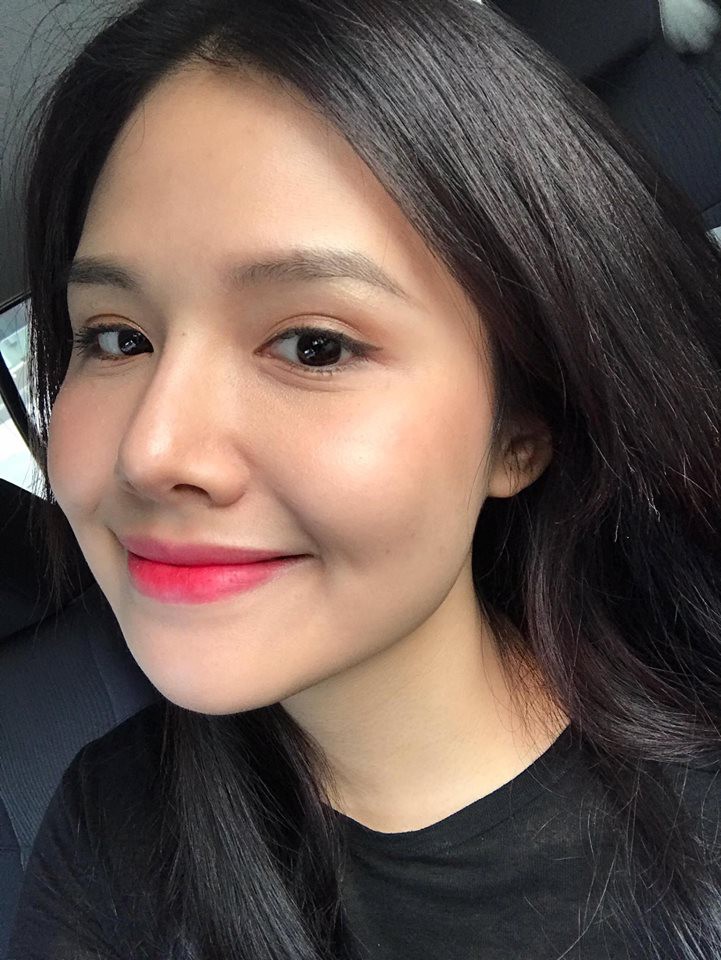 Nhan sắc đời thường của dàn diễn viên “Yêu thì ghét thôi”: Người mặt mộc xinh đẹp, người nhắng nhít khác hẳn trong phim - Ảnh 2. Nhan sắc đời thường của dàn diễn viên “Yêu thì ghét thôi”: Người mặt mộc xinh đẹp, người nhắng nhít khác hẳn trong phim - Ảnh 2.