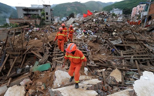 Tỉnh Vân Nam, Trung Quốc thiệt hại nặng sau trận động đất, người dân Hà Nội cũng phải chịu dư chấn nhẹ - Ảnh 9.