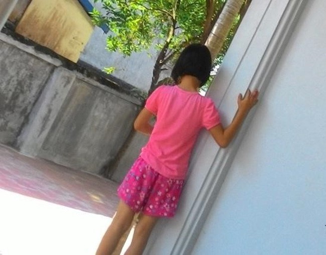 Đắk N&ocirc;ng: Quen nhau qua facebook, b&eacute; g&aacute;i 12 tuổi bị thanh ni&ecirc;n dụ dỗ quan hệ nhiều lần tr&ecirc;n đồi vắng - Ảnh 1.