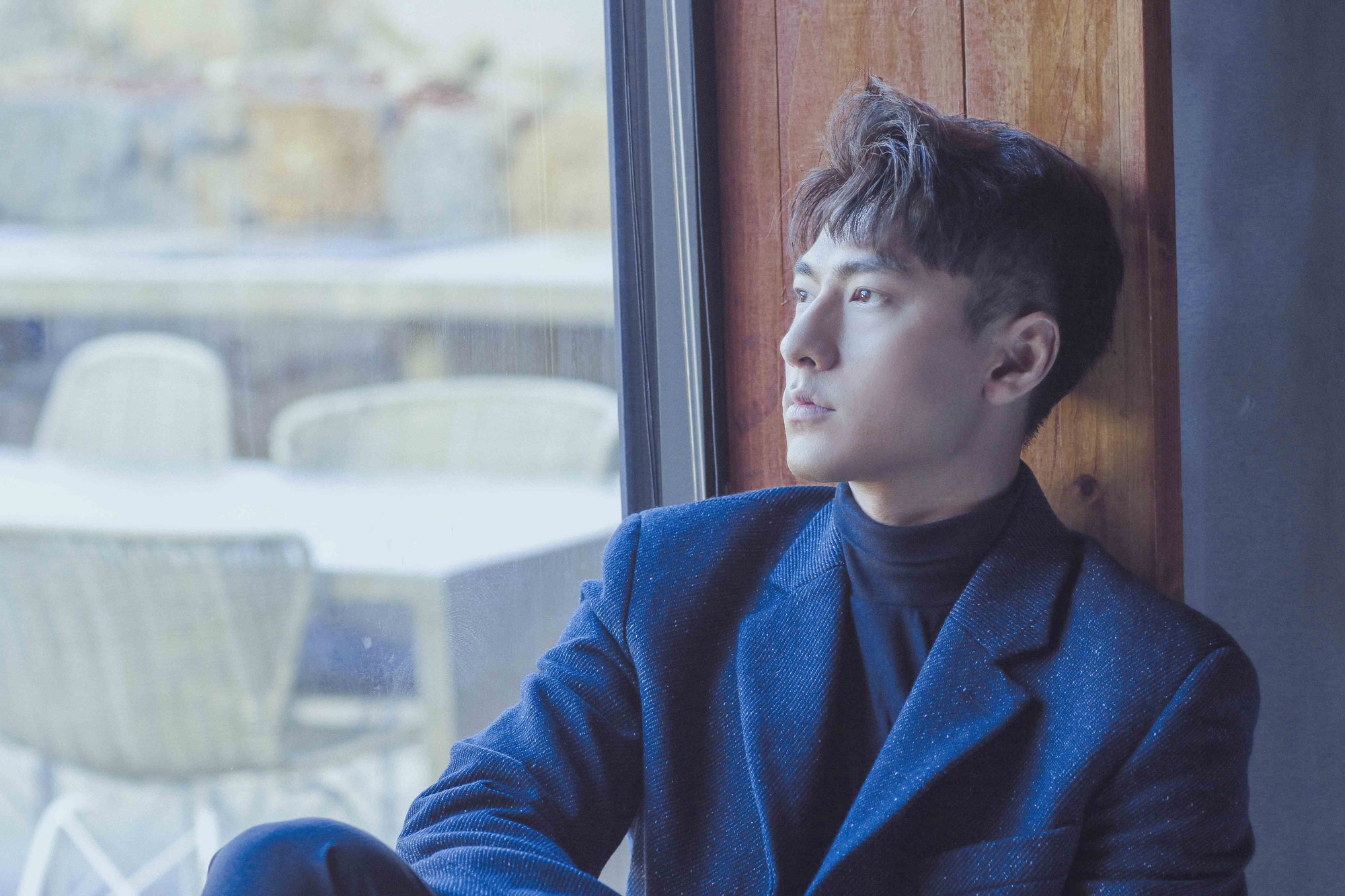 Lâu lắm Isaac mới hát ballad, nhưng nghe bài mới lại cứ thấy hao hao loạt hit Mỹ Tâm, Trịnh Thăng Bình? - Ảnh 4. Lâu lắm Isaac mới hát ballad, nhưng nghe bài mới lại cứ thấy hao hao loạt hit Mỹ Tâm, Trịnh Thăng Bình? - Ảnh 4.