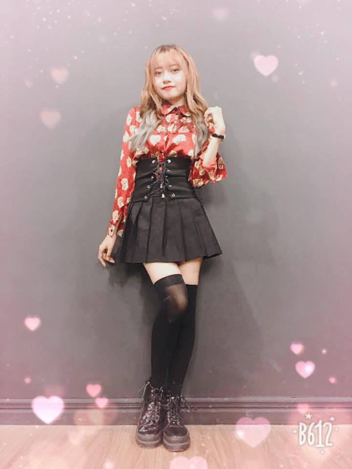 Đừng tưởng chơi Tik Tok chỉ có hát nhép và làm trò cute, nhảy ngầu như cô bạn này cũng nổi rần rần đấy! - Ảnh 18. Đừng tưởng chơi Tik Tok chỉ có hát nhép và làm trò cute, nhảy ngầu như cô bạn này cũng nổi rần rần đấy! - Ảnh 18.