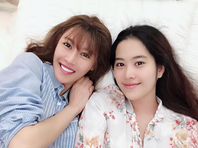 Quế Vân và Nam Em thân thiết hội ngộ sau 6 tháng vướng ồn ào tình cảm với Trường Giang - Ảnh 1.