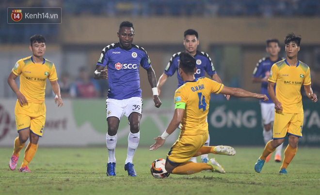 HLV SLNA tố H&agrave; Nội FC được thi&ecirc;n vị về lịch thi đấu - Ảnh 1.