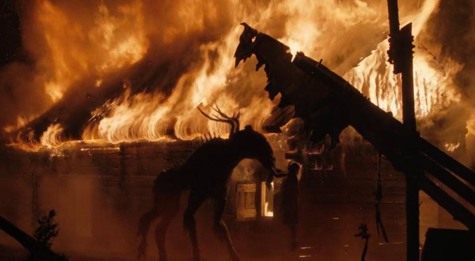 The Ritual: Cơn ác mộng của 4 phượt thủ trong rừng sâu - Ảnh 5. The Ritual: Cơn ác mộng của 4 phượt thủ trong rừng sâu - Ảnh 5.