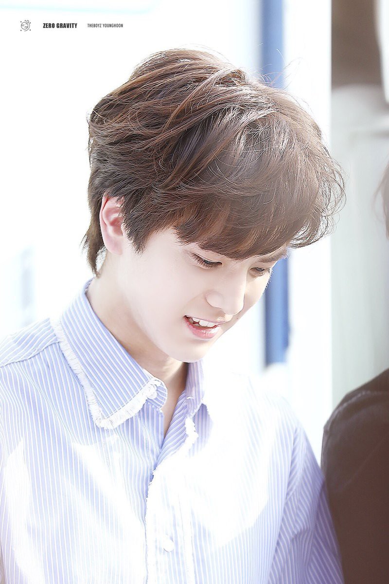 Dậy sóng trước nam idol mặc cảnh phục đi mua cafe mà đẹp như đóng phim, trước đó từng được chọn vì ăn bánh mì - Ảnh 12. Dậy sóng trước nam idol mặc cảnh phục đi mua cafe mà đẹp như đóng phim, trước đó từng được chọn vì ăn bánh mì - Ảnh 12.