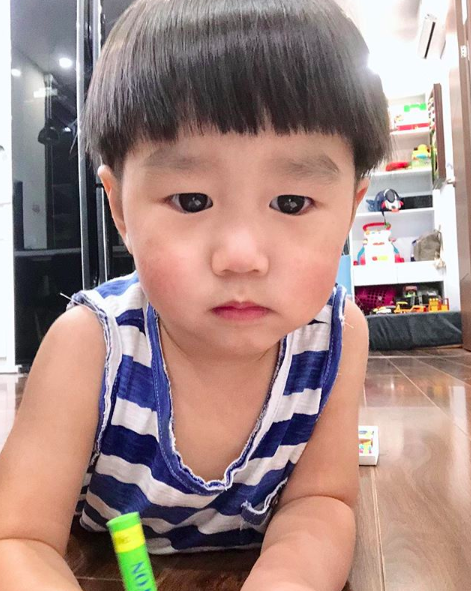 Tan chảy trước loạt biểu cảm cưng không chịu được của Xoài - em bé hot nhất Instagram Việt - Ảnh 18. Tan chảy trước loạt biểu cảm cưng không chịu được của Xoài - em bé hot nhất Instagram Việt - Ảnh 18.