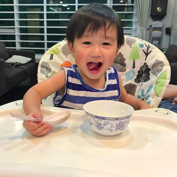 Tan chảy trước loạt biểu cảm cưng không chịu được của Xoài - em bé hot nhất Instagram Việt - Ảnh 38.