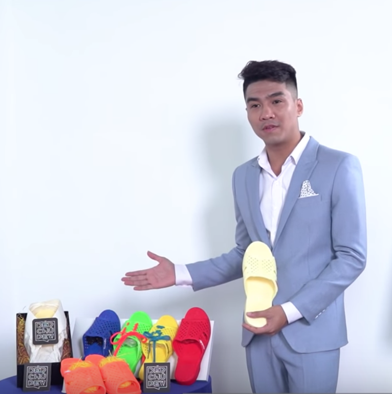 Cười bò với màn gọi vốn 3 tỷ, khởi nghiệp bán dép tổ ong lầy lội của PewPew ở FishTank - Ảnh 2. Cười bò với màn gọi vốn 3 tỷ, khởi nghiệp bán dép tổ ong lầy lội của PewPew ở FishTank - Ảnh 2.