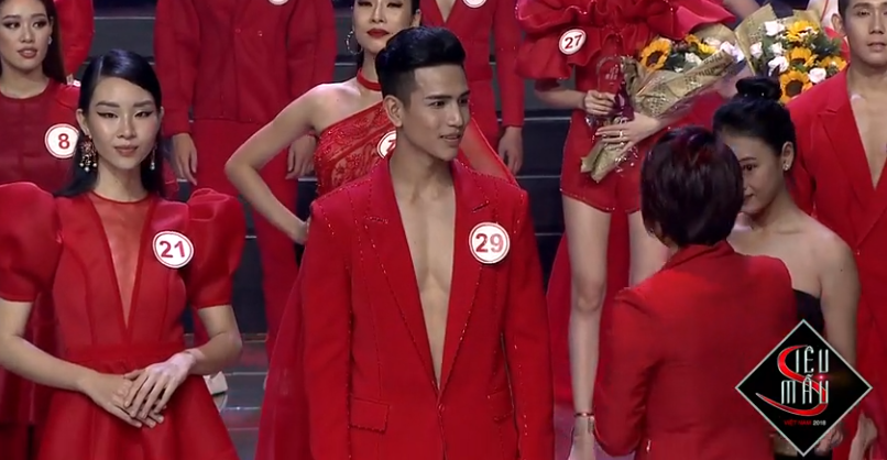 Thi Siêu mẫu Việt Nam nhưng người chiến thắng cuối cùng lại là một... Hoa hậu! 5 Thi Siêu mẫu Việt Nam nhưng người chiến thắng cuối cùng lại là một... Hoa hậu! - Ảnh 5.