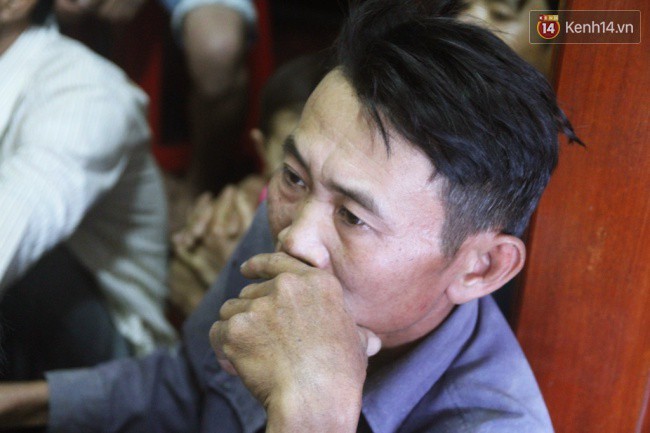Chùm ảnh: Những cảm xúc vui buồn nghẹt thở của gia đình Công Phượng trong trận bán kết lịch sử của U23 Việt Nam - Ảnh 3.