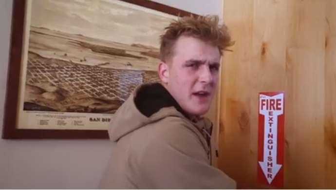 Không chỉ có Logan Paul, cậu em Jake Paul cũng bị cộng đồng mạng ghét bỏ vì lố bịch như thế này đây - Ảnh 2.
