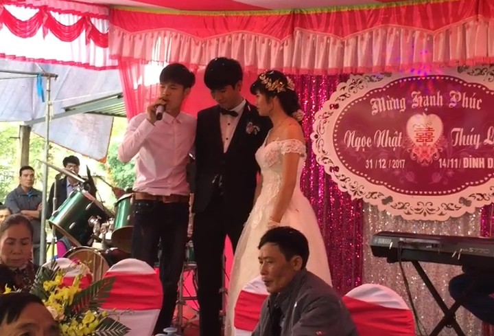 Chàng trai đau lòng hát trong đám cưới của người yêu cũ với bạn thân sau 2 năm đi lính và sự thật khiến ai cũng ngã ngửa - Ảnh 3.
