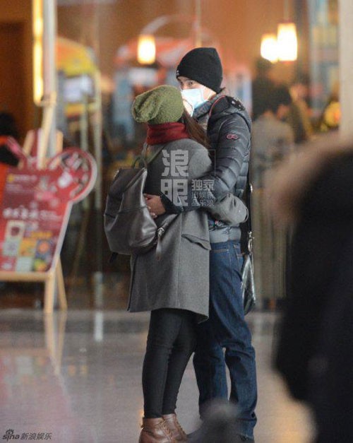 Triệu Hựu Đình - Cao Viên Viên: Cưới nhau 3 năm vẫn dính nhau như sam giống thuở mới yêu - Ảnh 13. Triệu Hựu Đình - Cao Viên Viên: Cưới nhau 3 năm vẫn dính nhau như sam giống thuở mới yêu - Ảnh 13.