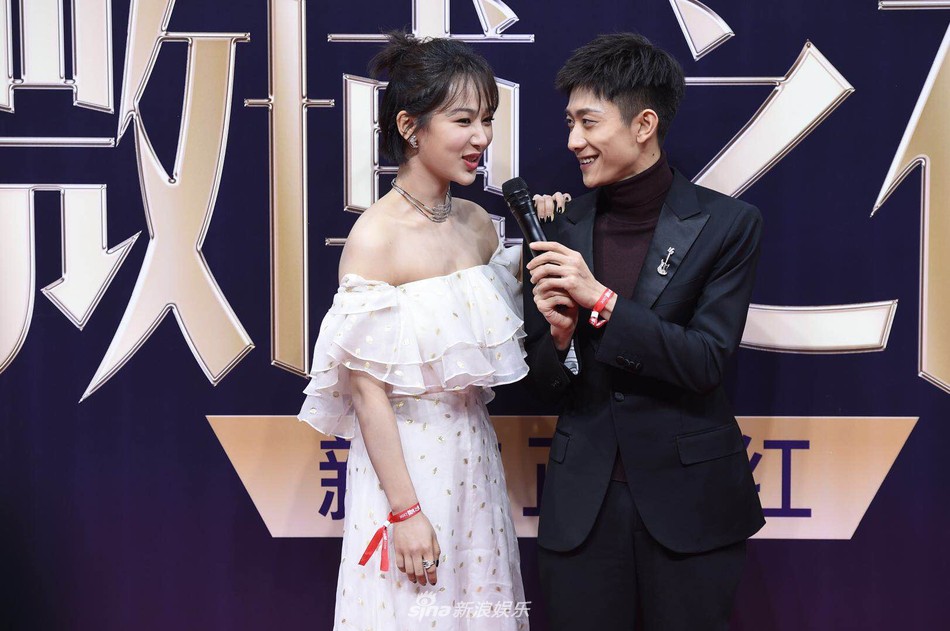 Thảm đỏ Weibo: Angela Baby xuống sắc không phanh, Dương Mịch - Na Trát cùng dàn mỹ nhân cạnh tranh nhan sắc khốc liệt - Ảnh 31.