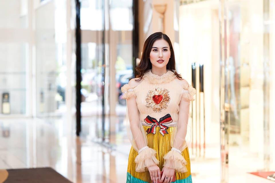 Lâu lắm mới xuất hiện, Hà Lade lại đụng váy mà Chi Pu diện từ gần 3 tháng trước - Ảnh 5.