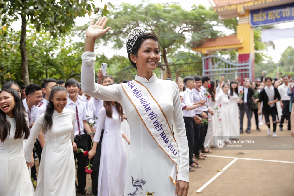 2018 | MISS UNIVERSE VIETNAM | H'HEN NIÊ - Page 4 Img9685-1516672432797