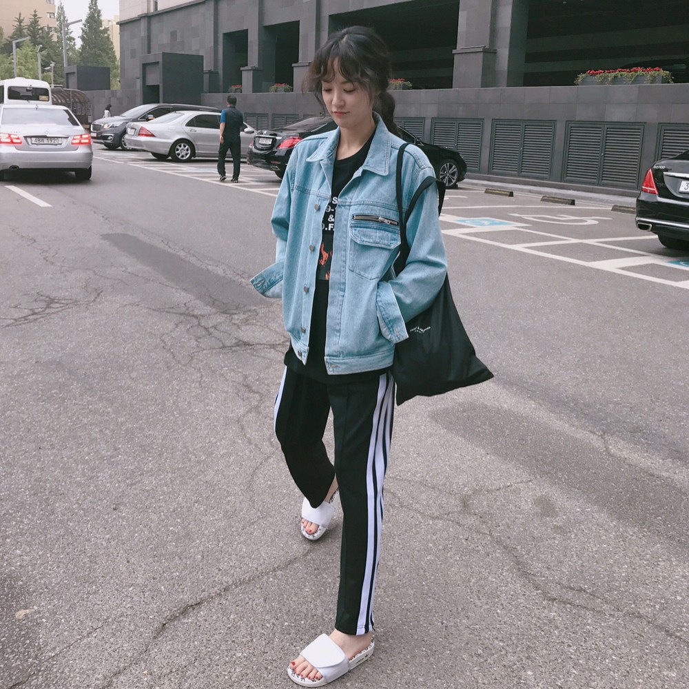 Là bạn gái G-Dragon nhưng Lee Joo Yeon chỉ trung thành với đồ basic thôi - Ảnh 3.