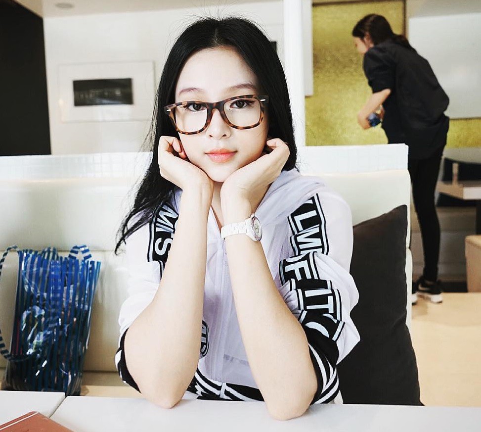 10X sẽ ngại đọ sắc với những hot girl đời đầu mãi chẳng chịu già này! - Ảnh 15. 10X sẽ ngại đọ sắc với những hot girl đời đầu mãi chẳng chịu già này! - Ảnh 15.