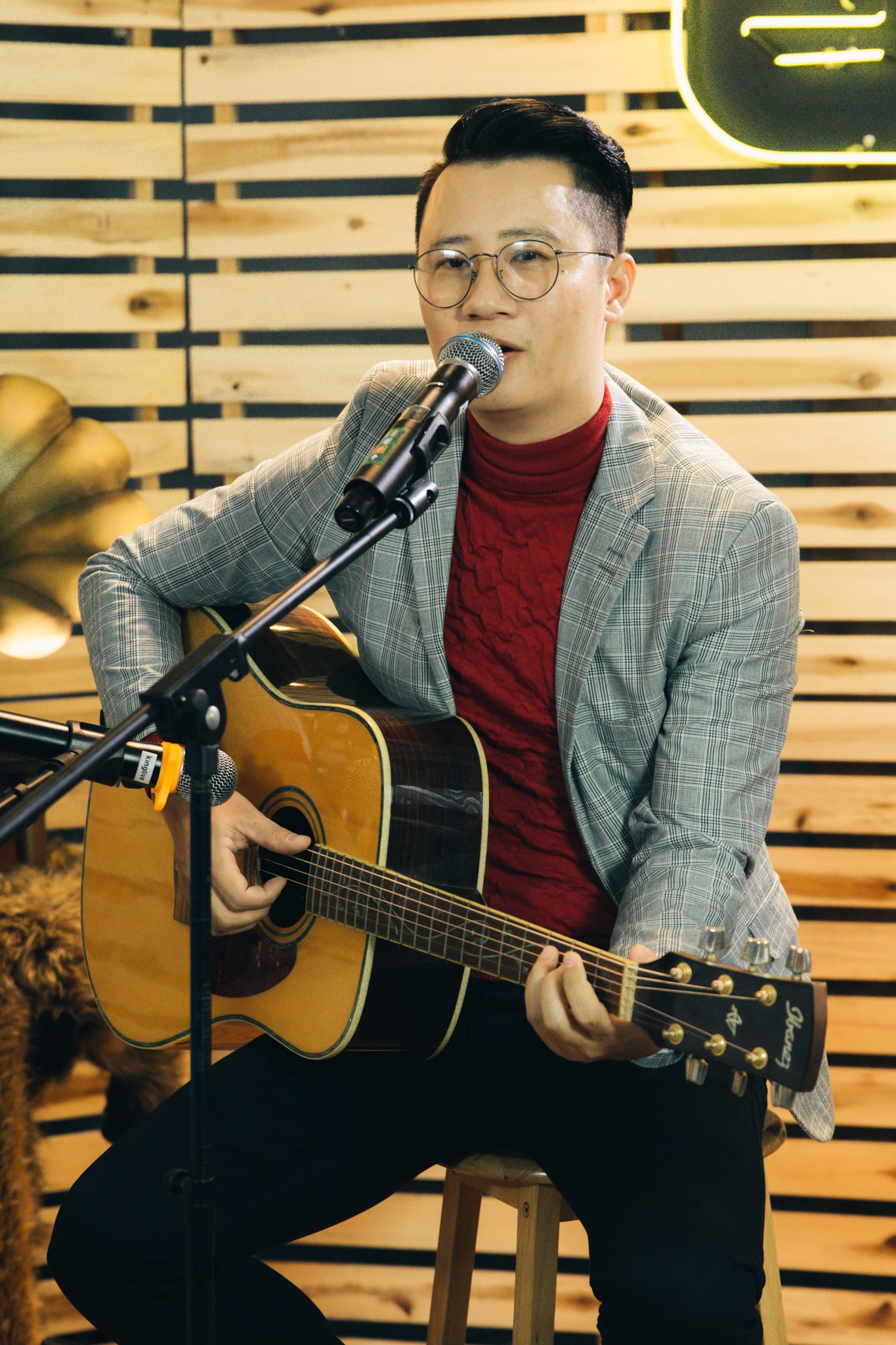 Ho&agrave;ng B&aacute;ch: &ldquo;L&uacute;c c&ograve;n ở AC&M, b&ecirc;n ngo&agrave;i ch&uacute;ng t&ocirc;i kh&ocirc;ng chơi th&acirc;n nhưng l&agrave;m việc chung rất hiệu quả&rdquo; - Ảnh 2.