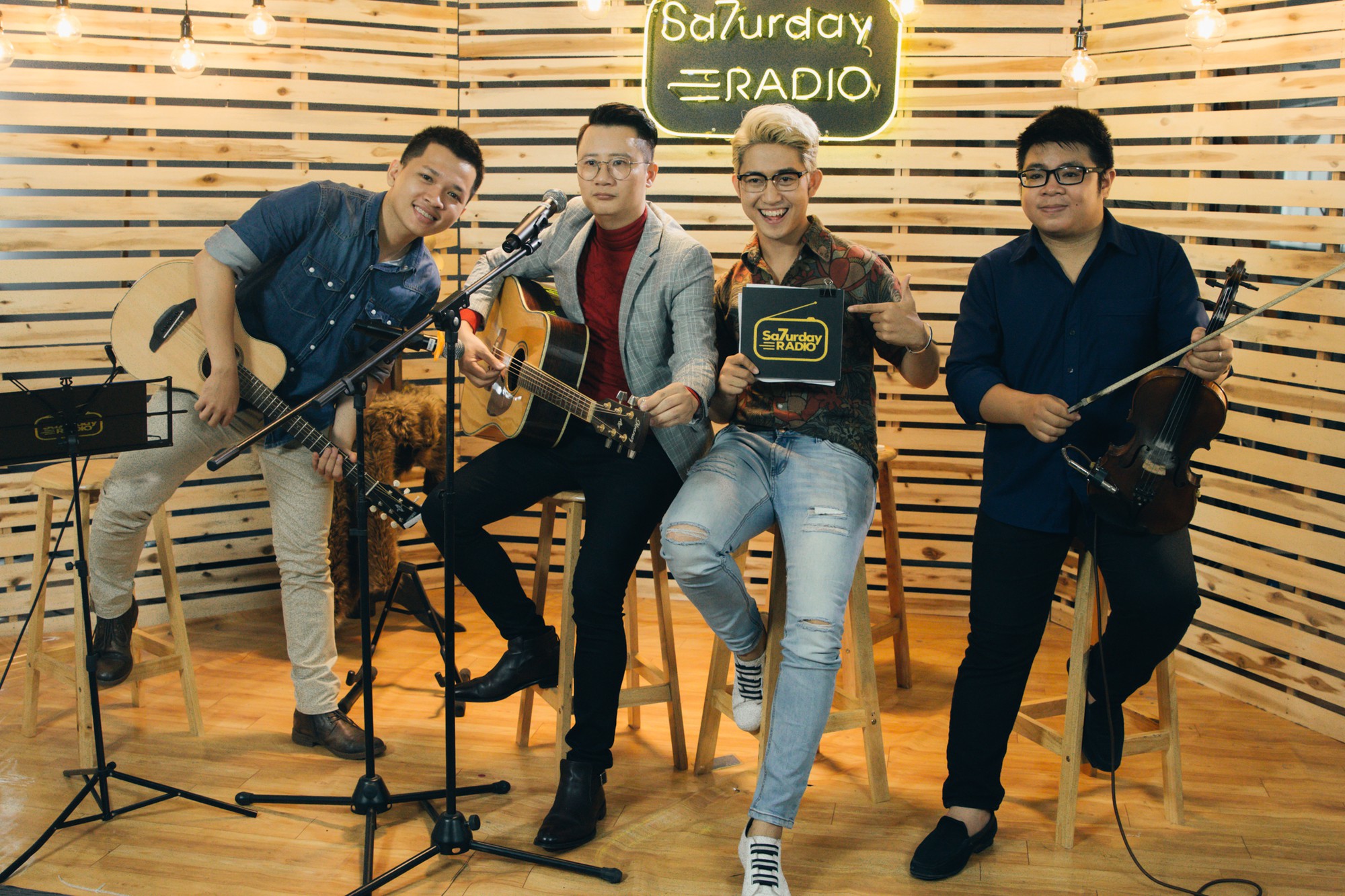 Ho&agrave;ng B&aacute;ch: &ldquo;L&uacute;c c&ograve;n ở AC&M, b&ecirc;n ngo&agrave;i ch&uacute;ng t&ocirc;i kh&ocirc;ng chơi th&acirc;n nhưng l&agrave;m việc chung rất hiệu quả&rdquo; - Ảnh 9.