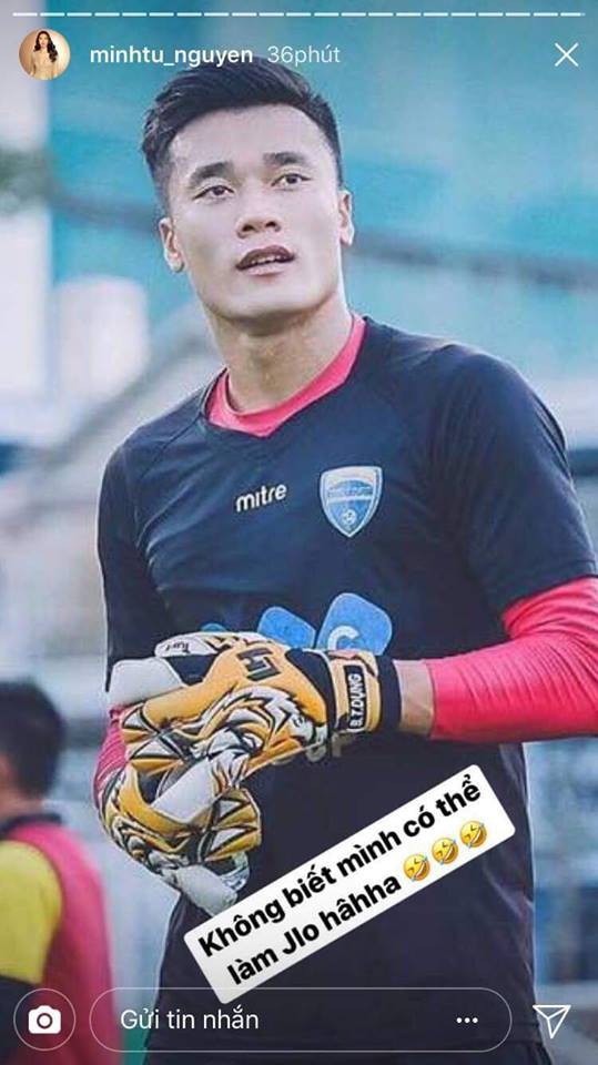 Được bao sao nữ tỏ tình nhưng thủ môn Tiến Dũng chỉ theo dõi mỹ nhân này trên Instagram! Được bao sao nữ tỏ tình nhưng thủ môn Tiến Dũng chỉ theo dõi mỹ nhân này trên Instagram!