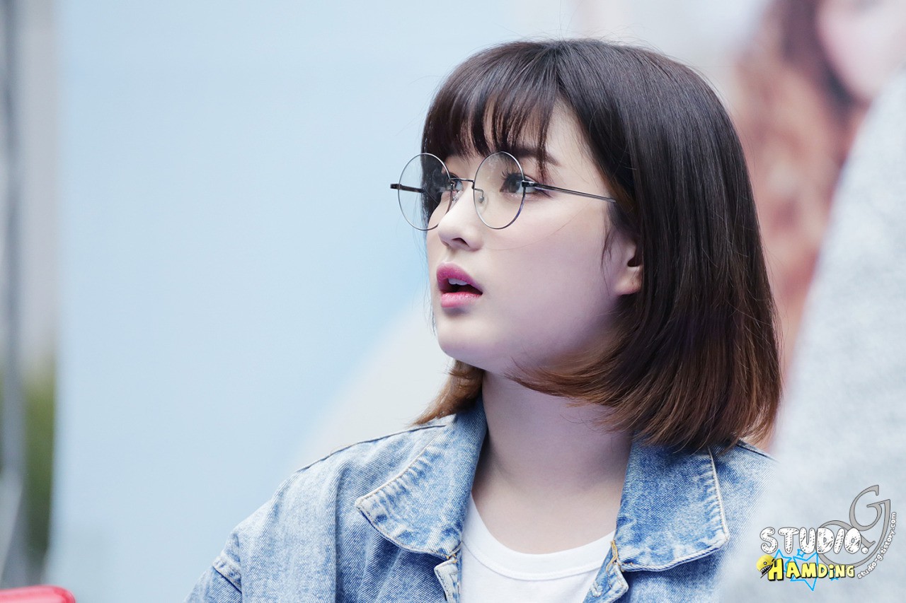 Thân hình ngộp thở của nữ thần tượng ngực khủng cưới chạy bầu với thành viên F.T.Island lại gây xôn xao - Ảnh 9.