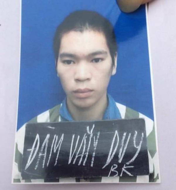 Phạm nh&acirc;n trốn trại để lại tờ giấy c&ugrave;ng lời nhắn c&oacute; kh&ocirc;ng giữ, mất đừng t&igrave;m đ&atilde; ra đầu th&uacute; - Ảnh 1.