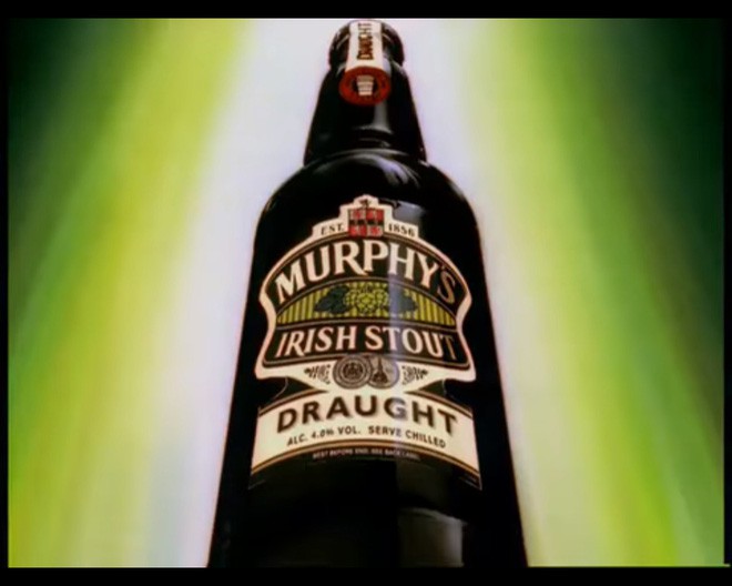 Quảng cáo bia năm 1997 của Ireland là một đoạn phim cyber-punk cực kỳ thú vị - Ảnh 2.