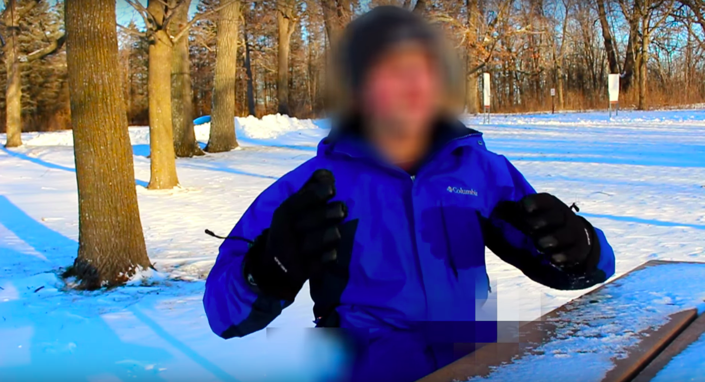 Anh chàng tự nhận mình du hành thời gian từ năm 6000, kể về tương lai mà máy móc thống trị nhân loại - Ảnh 1. Anh chàng tự nhận mình du hành thời gian từ năm 6000, kể về tương lai mà máy móc thống trị nhân loại - Ảnh 1.