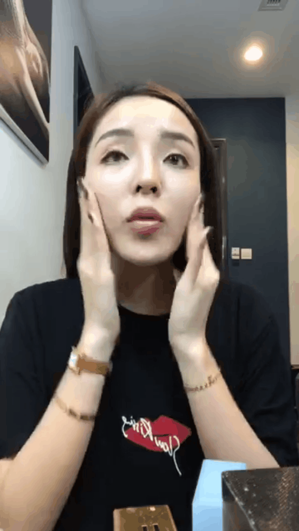 Ph&aacute;t livestream hướng dẫn make up, Kỳ Duy&ecirc;n bị d&acirc;n t&igrave;nh soi ra đủ thứ lỗi - Ảnh 3.