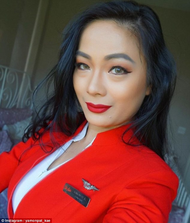 Cuộc sống trong mơ của những nữ tiếp viên hàng không: Xinh đẹp, giàu có lại được đi du lịch khắp nơi trên thế giới - Ảnh 10.