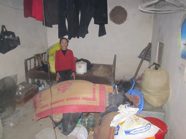 Nỗi l&ograve;ng người mẹ chờ con trai đi ăn cưới hơn 10 năm kh&ocirc;ng về - Ảnh 1.