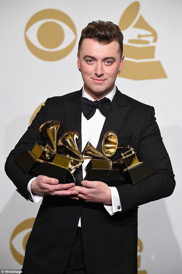Cùng nhìn lại những Bài hát của năm được Grammy gọi tên suốt 10 năm qua - Ảnh 16.